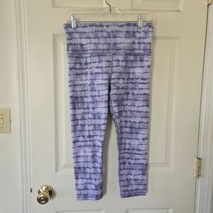 Athleta Lavender Tie-Dye 3/4th Length Leggings